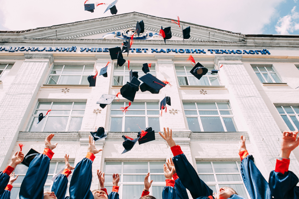 Pièges à éviter en recrutement : donner trop d'importance aux diplômes